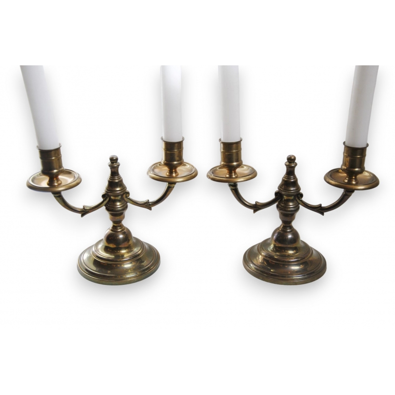  Paire de bougeoirs style Louis-Philippe sur  Moinat SA  - Antiquités décoration