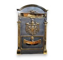 Boîte aux lettres en laiton noirci et