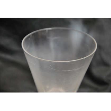  Verre à pied octogonal sur  Moinat SA  - Antiquités décoration