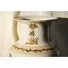  Vase en porcelaine décor palmiers sur  Moinat SA  - Antiquités décoration