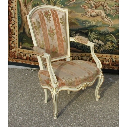 Pair of Transition cabriolet armchairs. At  Moinat SA  - Antiques and home décor
