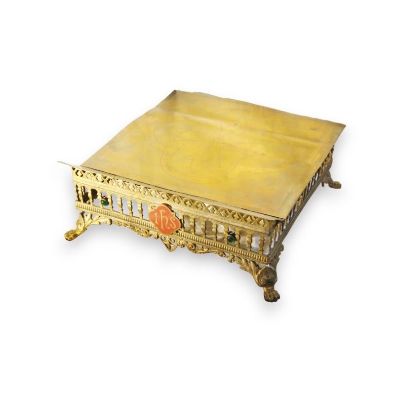 "IHS" bookend, in openwork brass, from  Moinat SA  - Antiques and home décor