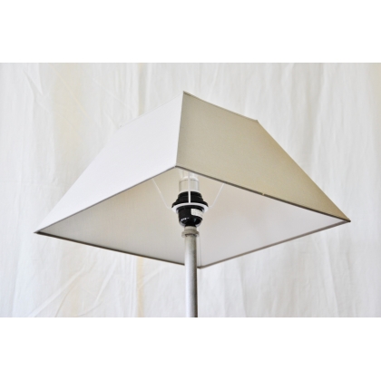  Lampadaire "Viking" avec abat-jour sur  Moinat SA  - Antiquités décoration