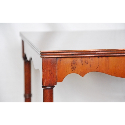  Petite table à 2 plateaux en if sur  Moinat SA  - Antiquités décoration