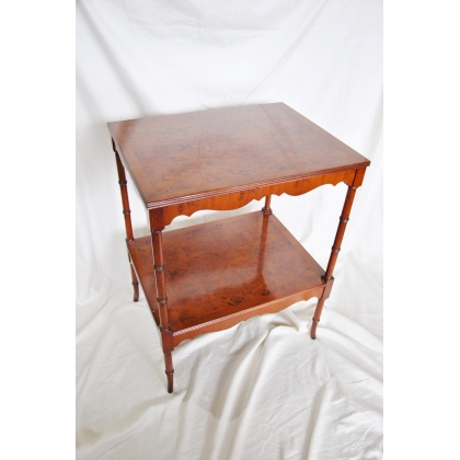  Petite table à 2 plateaux en if sur  Moinat SA  - Antiquités décoration