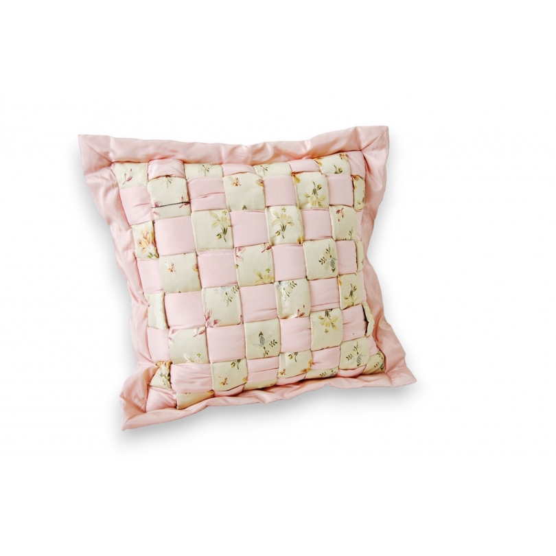 Pink and cream silk chequered cushion at  Moinat SA  - Antiques and home décor