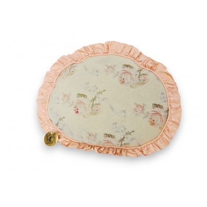Coussin ovale en tapisserie ancienne
