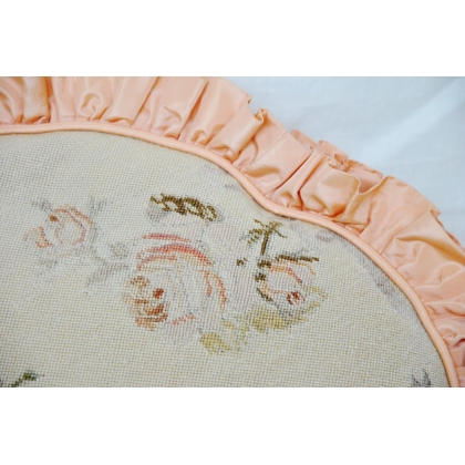 Oval cushion made from antique tapestry at  Moinat SA  - Antiques and home décor