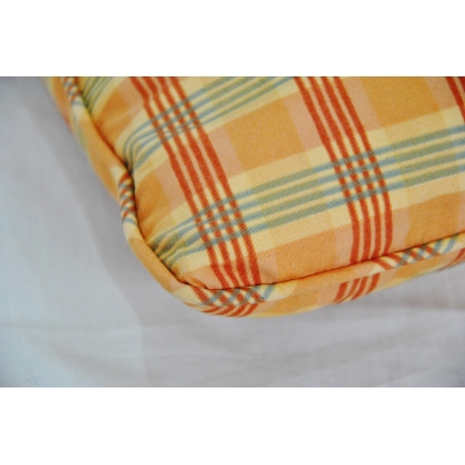 Honey-yellow checked cushion at  Moinat SA  - Antiques and home décor