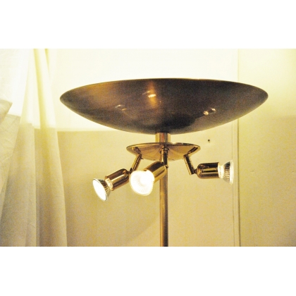  Lampadaire halogène double en laiton sur  Moinat SA  - Antiquités décoration