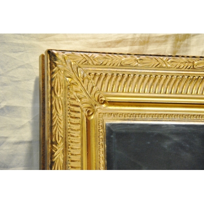  Miroir rectangulaire en bois doré sur  Moinat SA  - Antiquités décoration