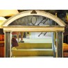  Miroir Néo-classique à colonnes en bois sur  Moinat SA  - Antiquités décoration
