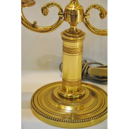  Lampe bouillotte style Empire à 2 sur  Moinat SA  - Antiquités décoration