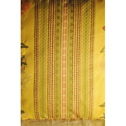 Square cushion with floral and linear patterns at  Moinat SA  - Antiques and home décor