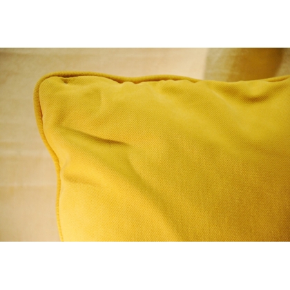 Yellow square cushion at  Moinat SA  - Antiques and home décor