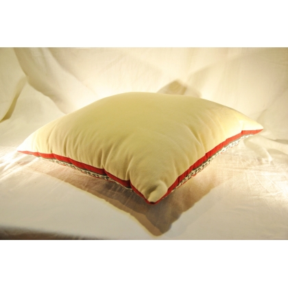 Red and green ‘hearts and fir trees’ cushion at Moinat SA – Antiques and home décor