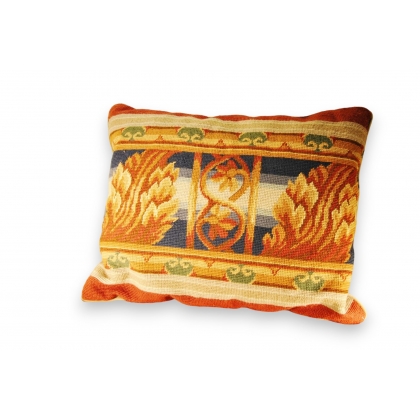 Coussin au petit point fait main