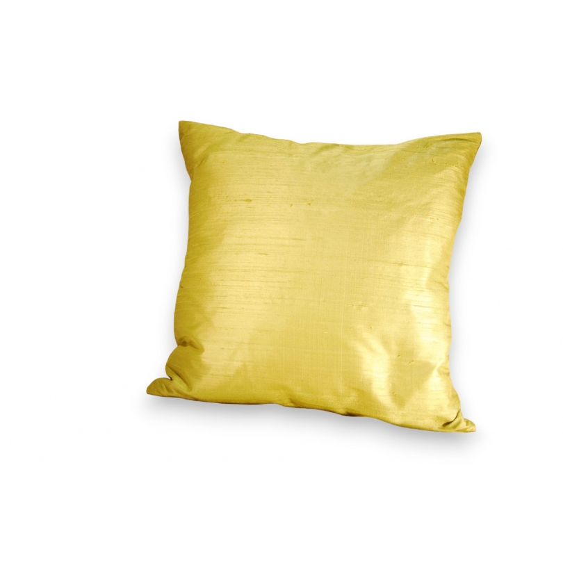 Green raw silk cushion at  Moinat SA  - Antiques and home décor
