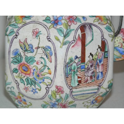 Canton-style enamelled teapot on a copper base. From Moinat SA – Antiques and Decor