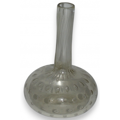 Vase soliflore, en verre soufflé. Signé