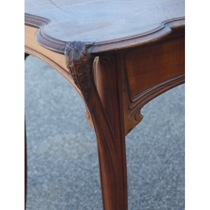  Table 1900, style Majorelle en noyer sur  Moinat SA  - Antiquités décoration