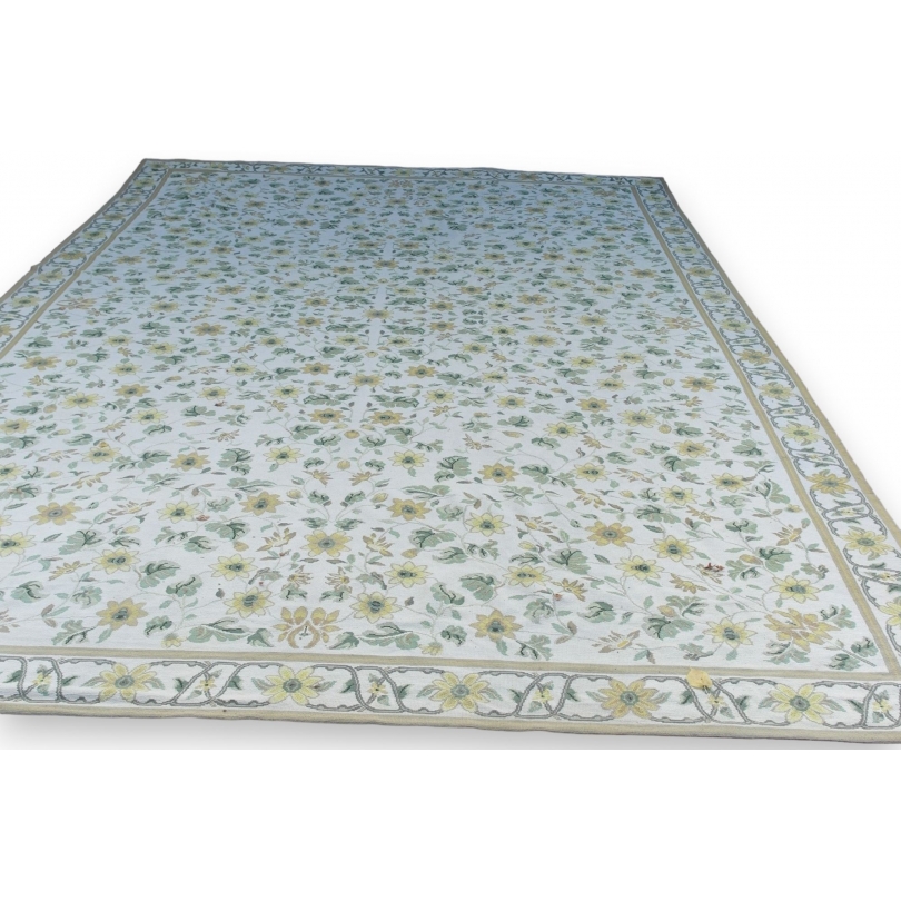 Yellow-green Aubusson rug, made of wool. Available from  Moinat SA  - Antiques and home décor