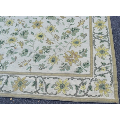 Yellow-green Aubusson rug, made of wool. Available from  Moinat SA  - Antiques and home décor