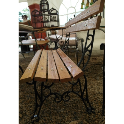 Banc \"Lorraine\" en fonte verte