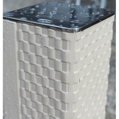  Borne de fontaine "PIXEL" en fonte de sur  Moinat SA  - Antiquités décoration