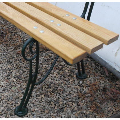 "Touraine" bench in cast aluminium at  Moinat SA  - Antiques and home décor