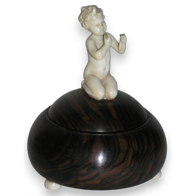 Box with lid, made of ebony, from  Moinat SA  - Antiques and home décor