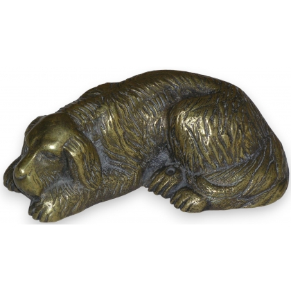 Sculpture en bronze \"Chien couché\"