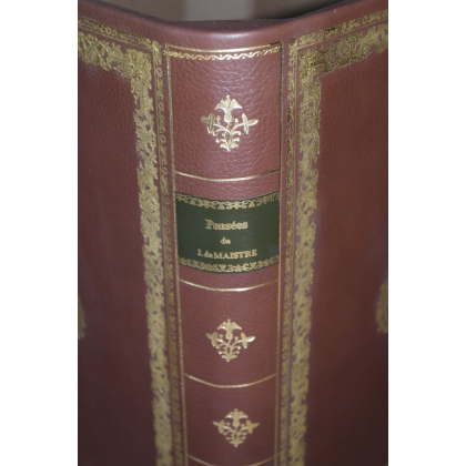 "Open Books" wastepaper basket at Moinat SA – Antiques and home décor