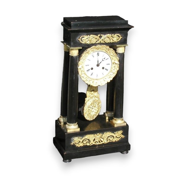 Restoration clock, black lacquer and gilt bronze.