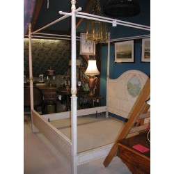Painted wooden four-poster bed at Moinat SA – Antiques and home décor