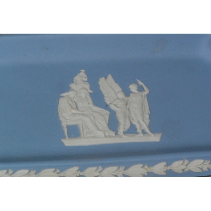  Vide-poche bleu rectangulaire, Wedgwood sur  Moinat SA  - Antiquités décoration