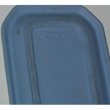  Vide-poche bleu rectangulaire, Wedgwood sur  Moinat SA  - Antiquités décoration
