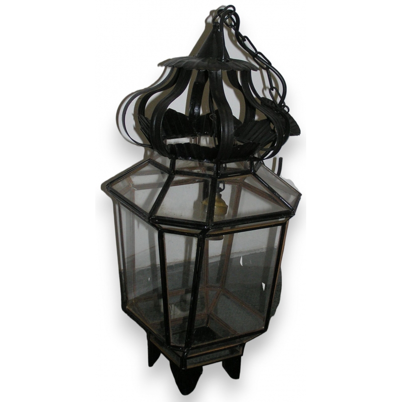 Black faceted Italian lantern at  Moinat SA  - Antiques and home décor