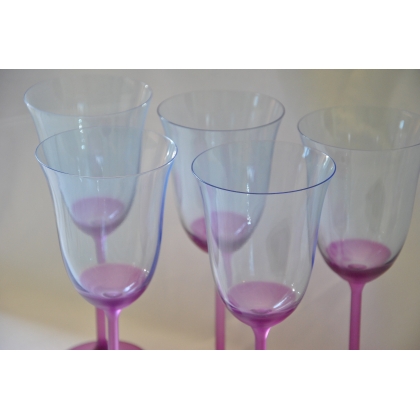 Set of 5 tall coloured glasses by  Moinat SA  - Antiques and home décor