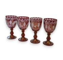 Série de 4 verres rouge, modèle OLIVIA,