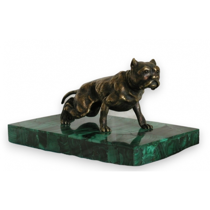 Sculpture "Chien", sur socle en malachite.