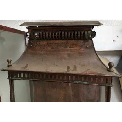 Copper wall lamp at  Moinat SA  - Antiques and home décor