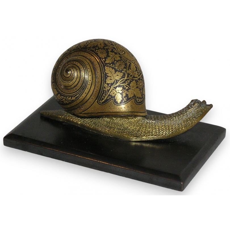  Cloche d'hôtel "Escargot" en fer et sur  Moinat SA  - Antiquités décoration