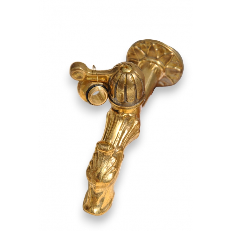 Rosette tap at  Moinat SA  - Antiques and home décor