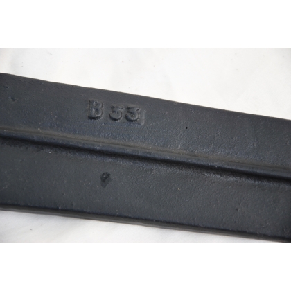  Essuie-pieds "Lyre" en fonte noir sur  Moinat SA  - Antiquités décoration