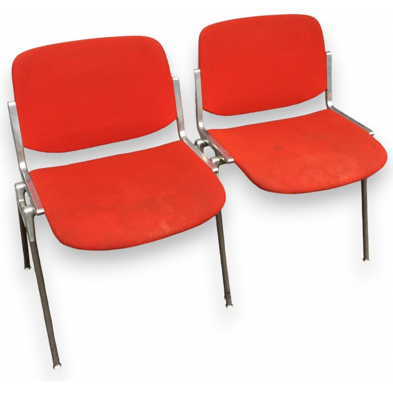 Paire de chaises modèle DSC 106 de Piretti