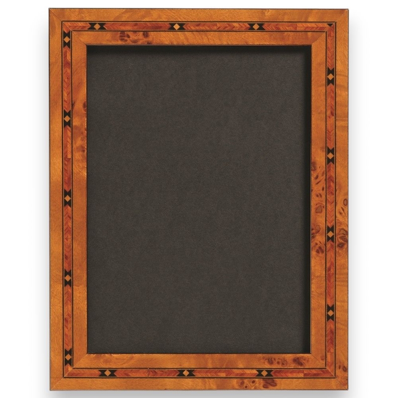 Marco para una foto de la "Estrella" de incrustaciones de madera