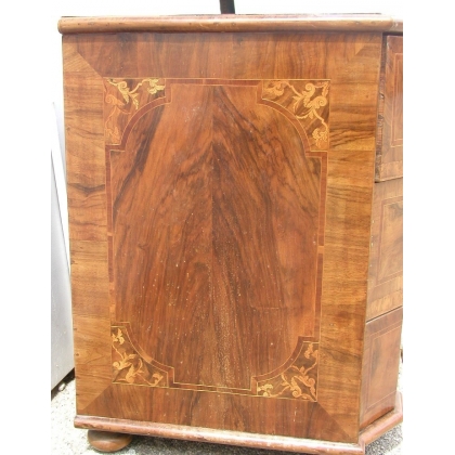  Petite commode Louis XIV marquetée. sur  Moinat SA  - Antiquités décoration