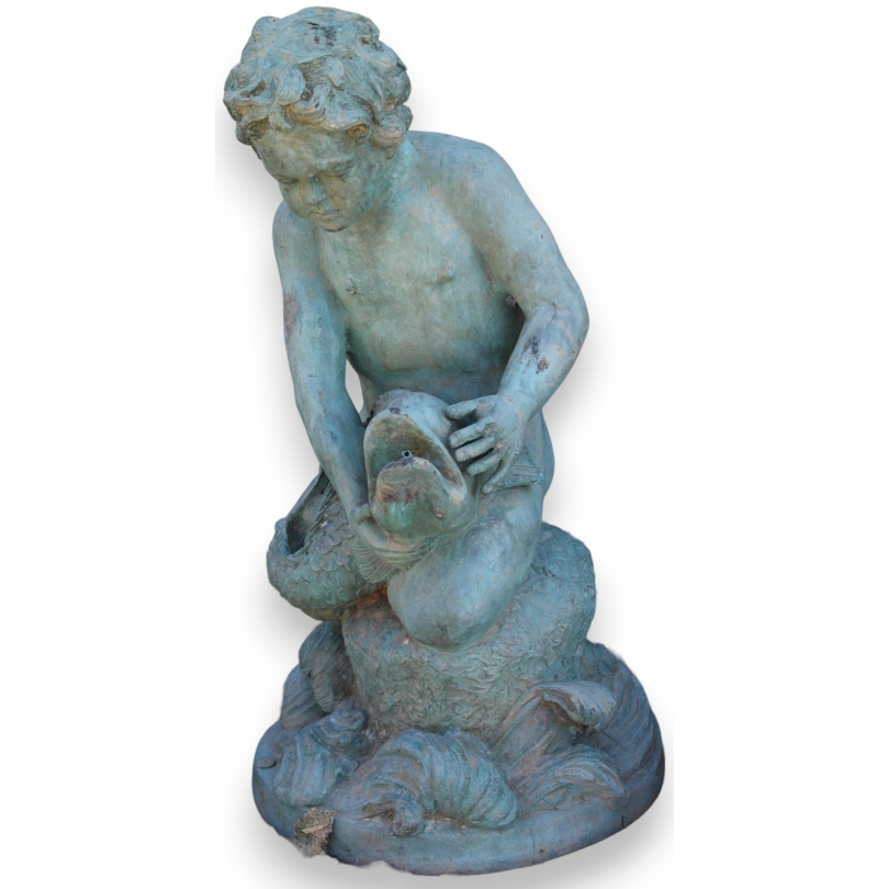  Petite fontaine "Enfant assis sur un sur  Moinat SA  - Antiquités décoration
