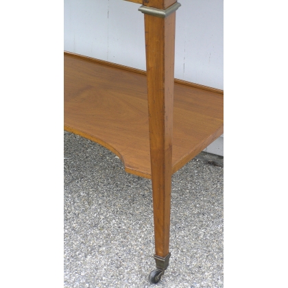  Petite table style Directoire, à 1 sur  Moinat SA  - Antiquités décoration